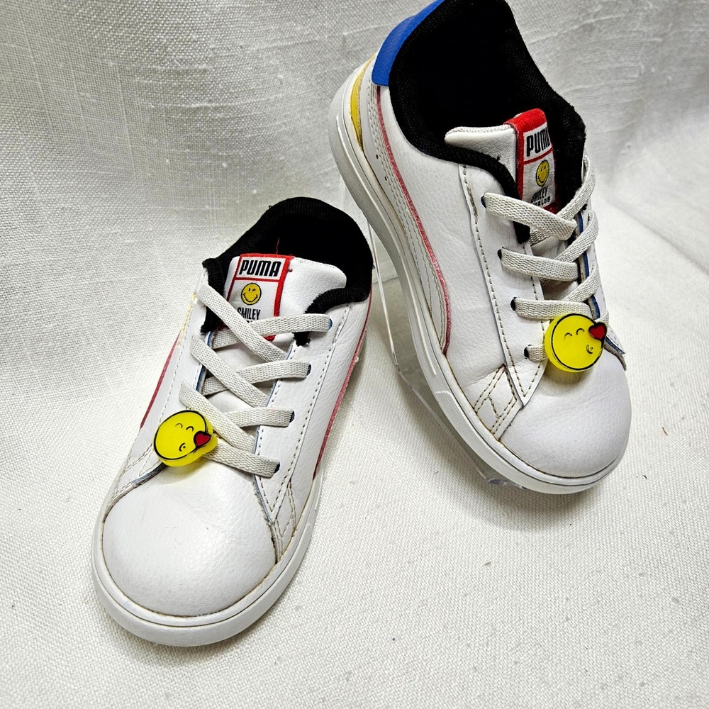 Puma Smiley World Sneakers Kids 10C White Smiley Face Low Top Shoes 386142-01
